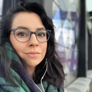 Meet your Posher, Daniela